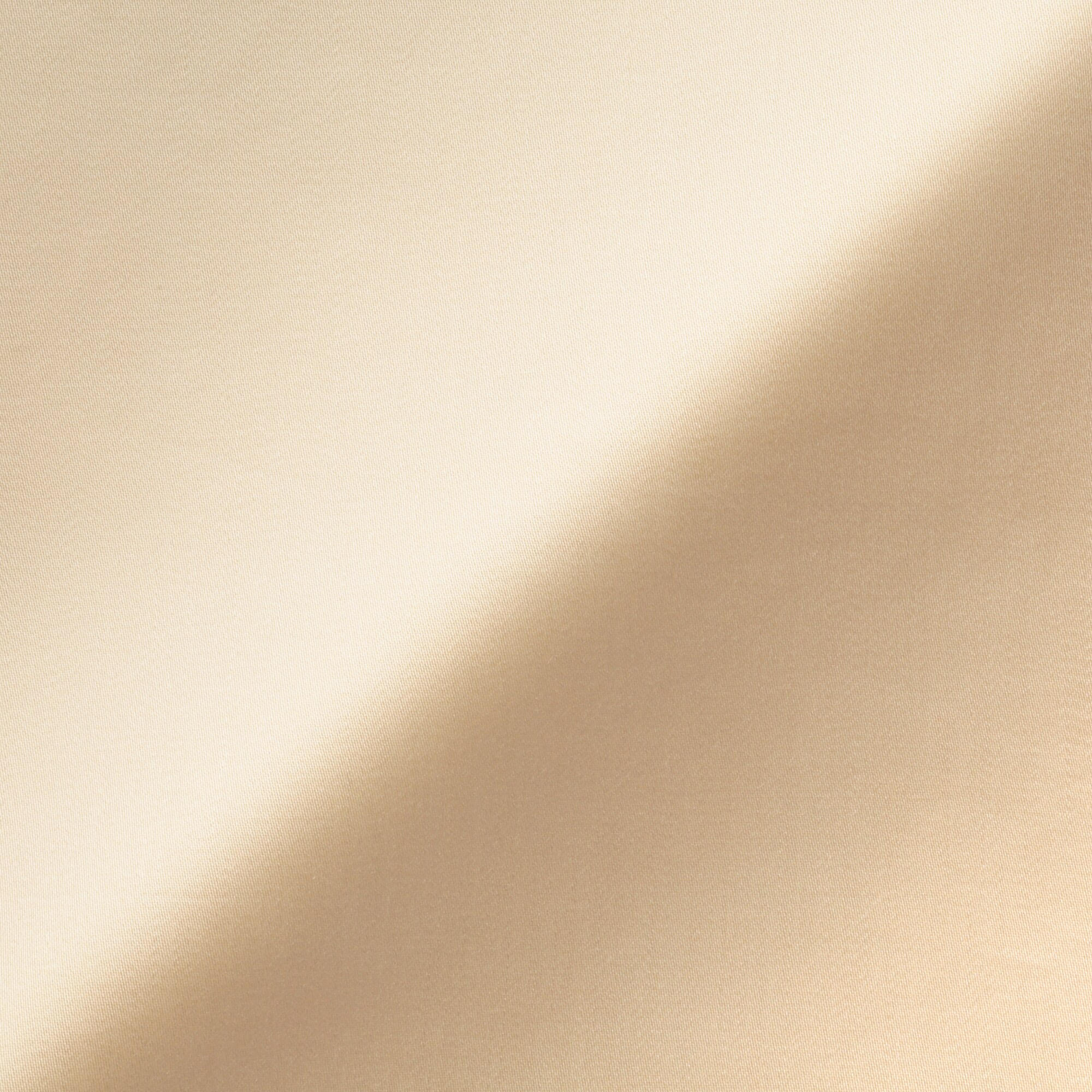 婦人　なめらかサテンスリップドレス