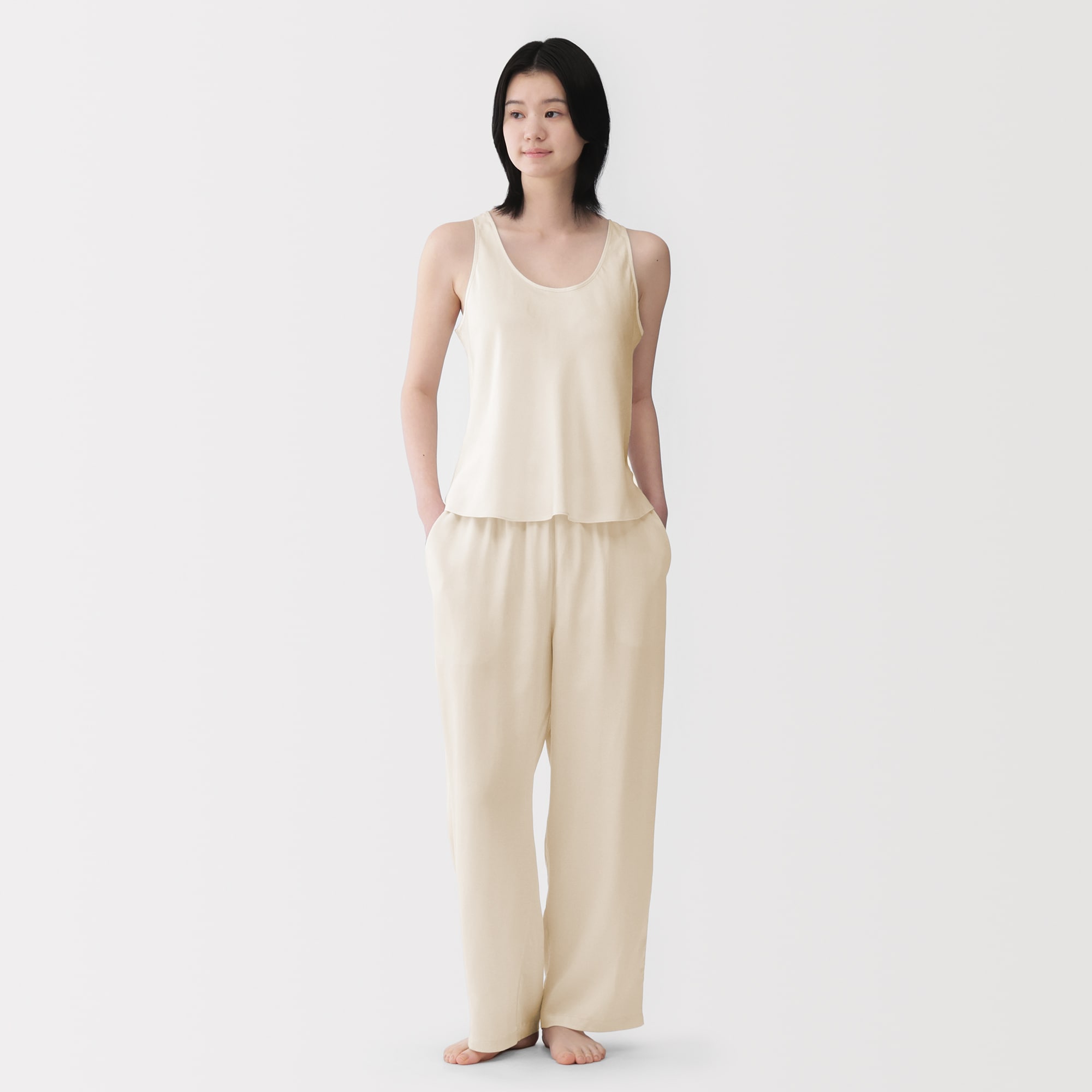 婦人 なめらかサテンフレアタンクトップ | 無印良品
