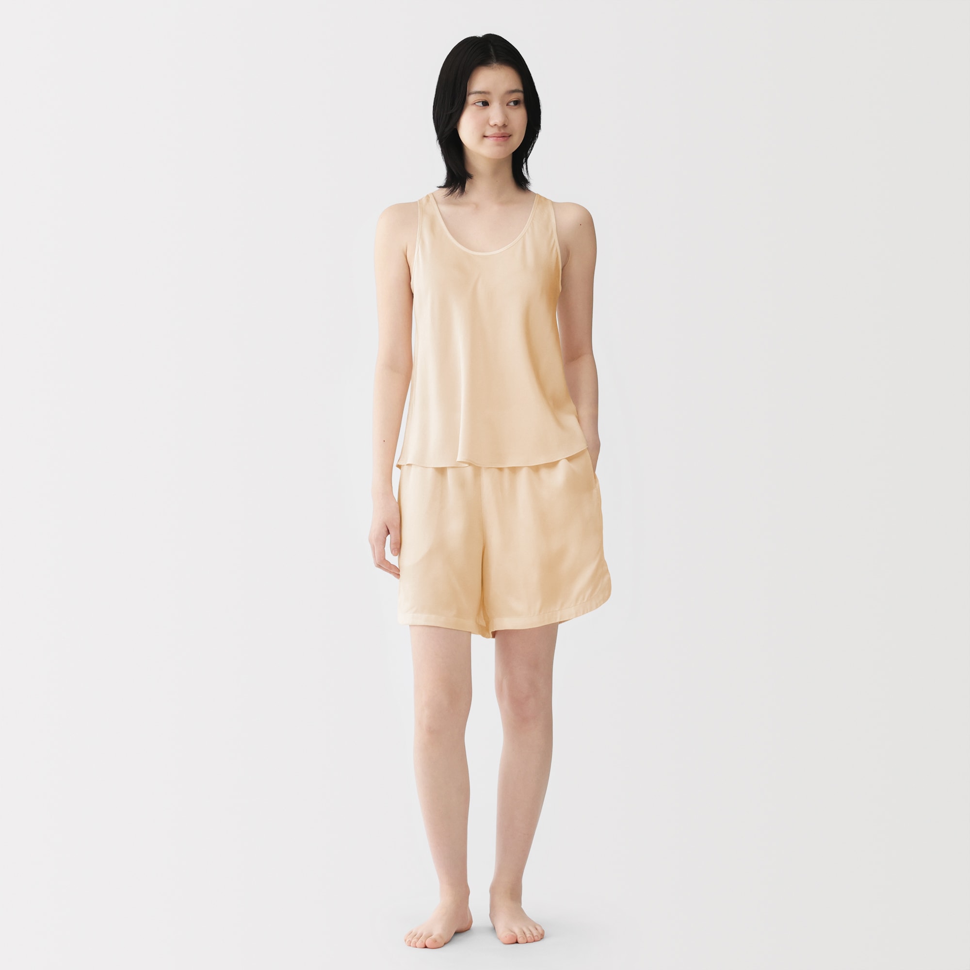 婦人 なめらかサテンフレアタンクトップ | 無印良品