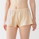 婦人　なめらかサテンフレアショーツ