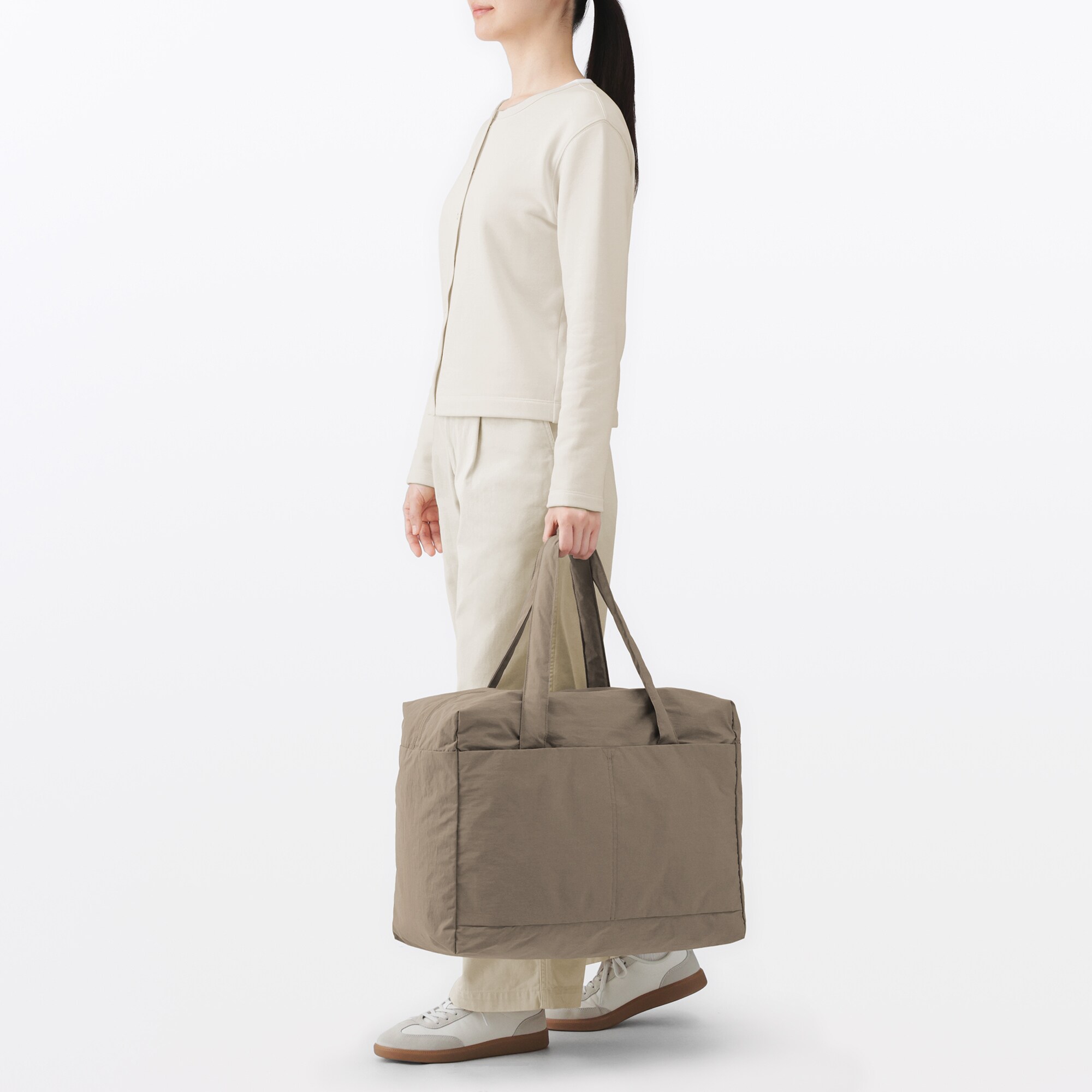 再生ナイロンたためるボストンバッグ