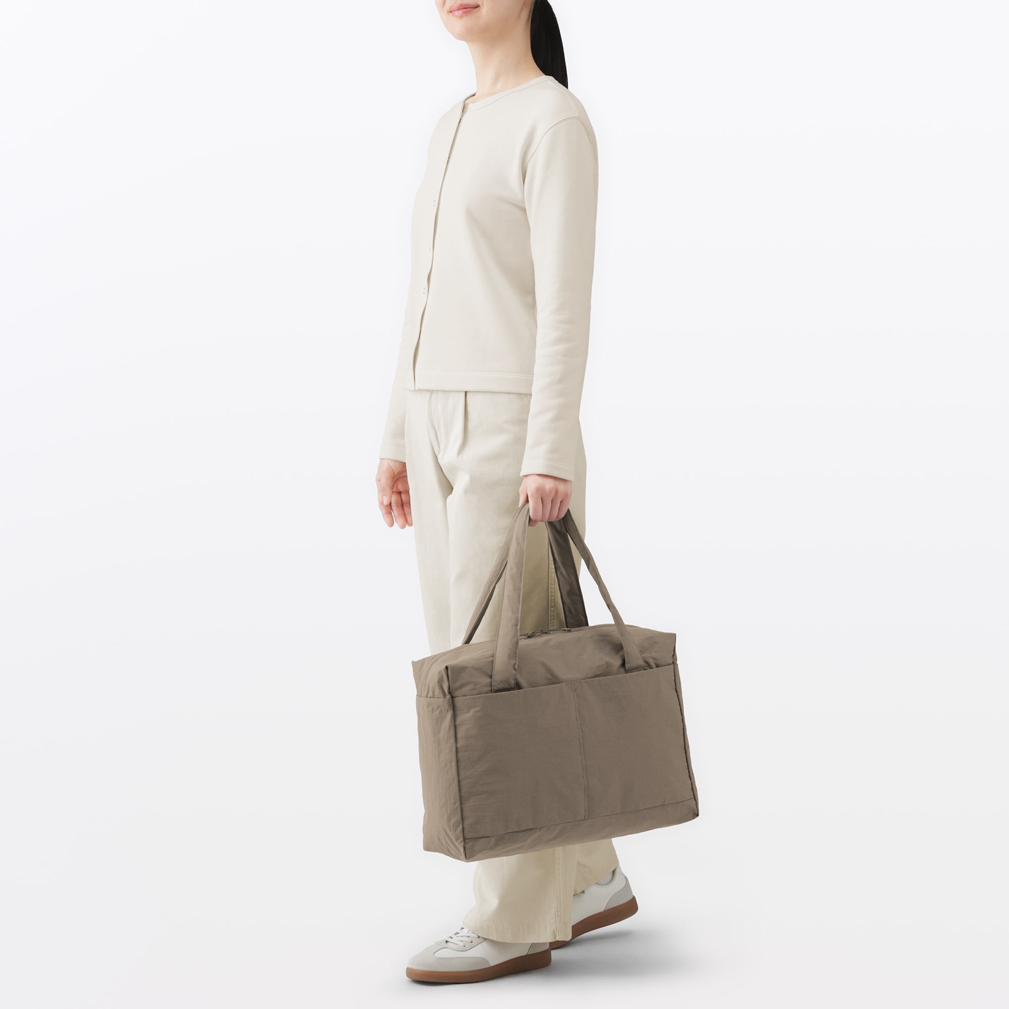 再生ナイロンたためるボストンバッグ