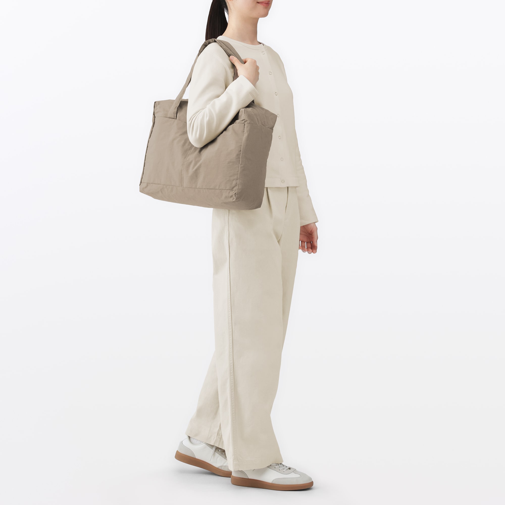 再生ナイロンたためるボストンバッグ