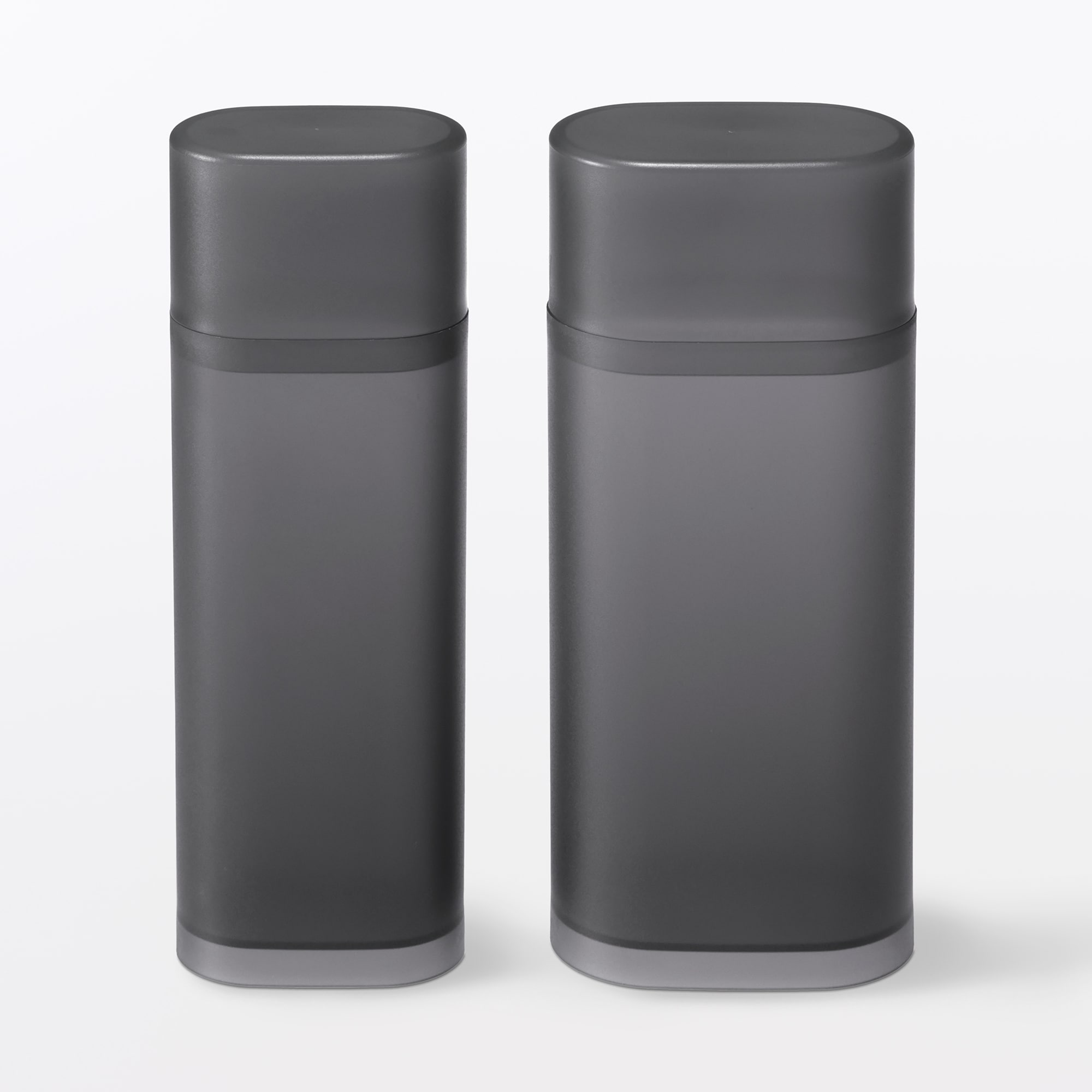 ポリプロピレンメガネも入るペンケース　スタンド式　