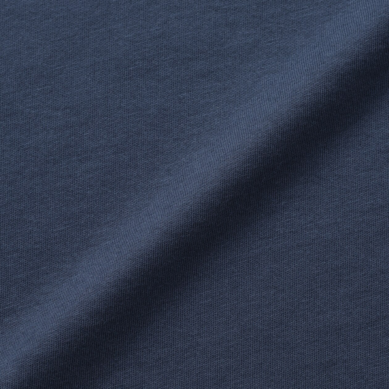 キッズ　綿天竺編みクルーネック長袖Ｔシャツ　無地