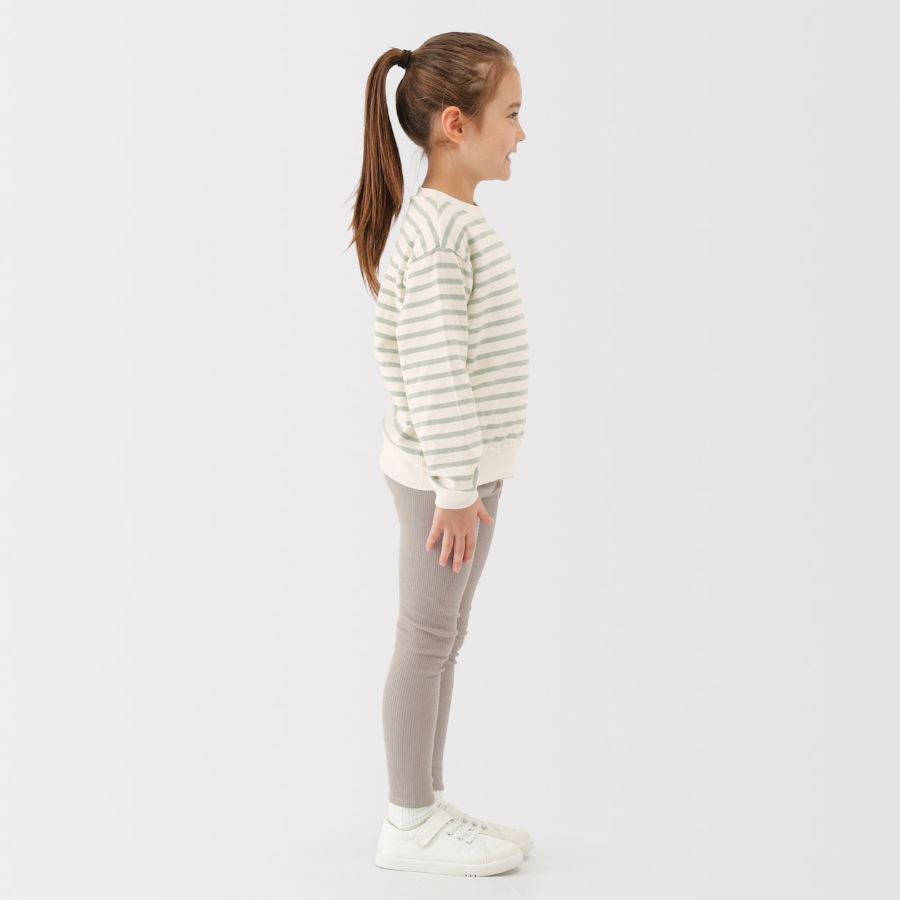 キッズ　接結編みスウェットシャツ