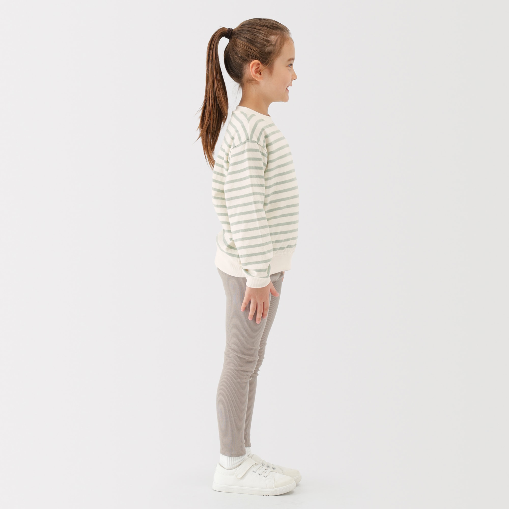 キッズ　接結編みスウェットシャツ