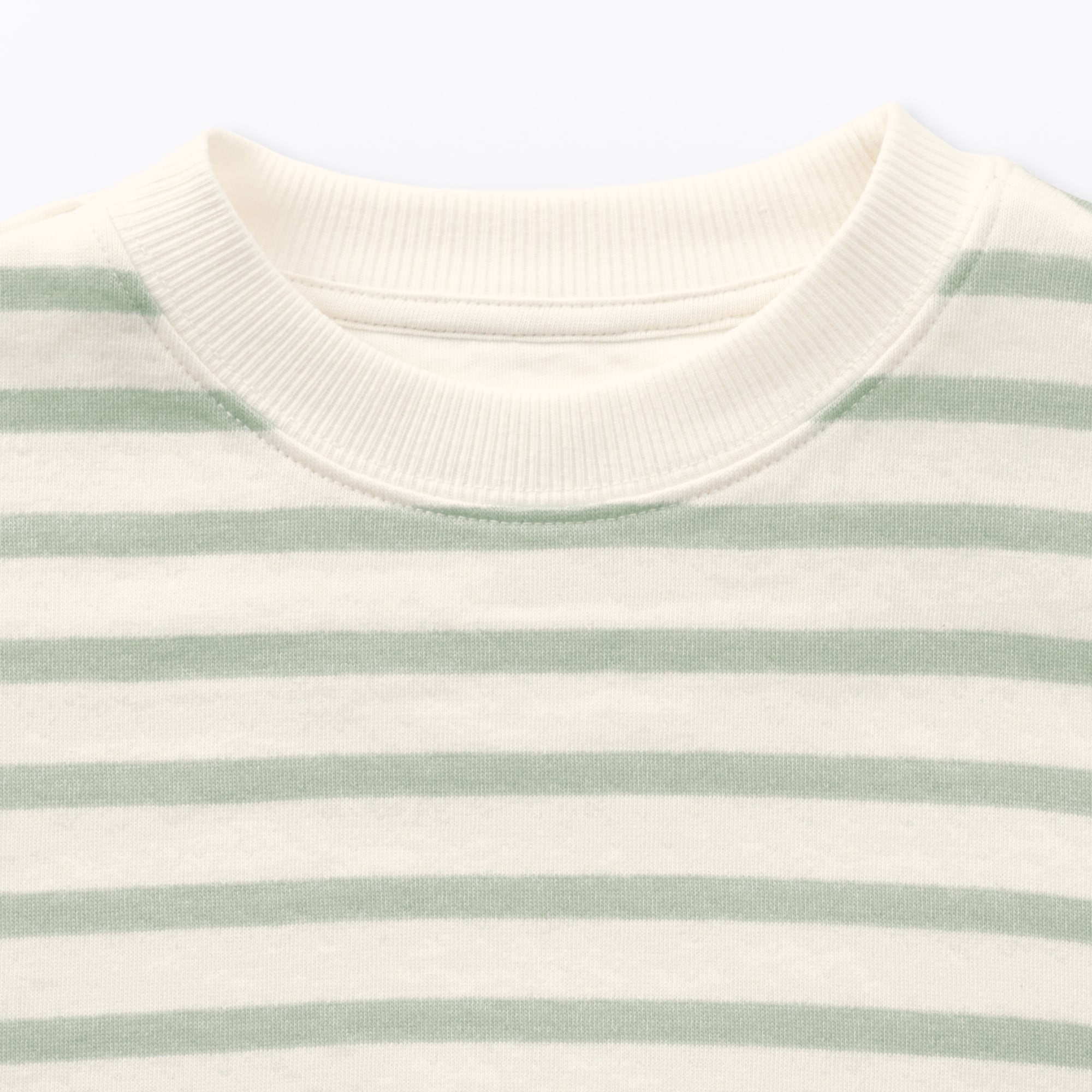 キッズ　接結編みスウェットシャツ