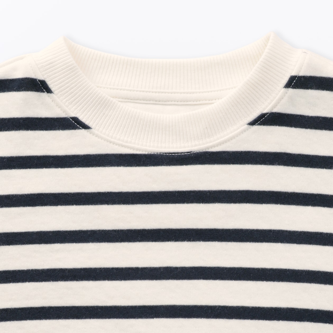 キッズ　接結編みスウェットシャツ