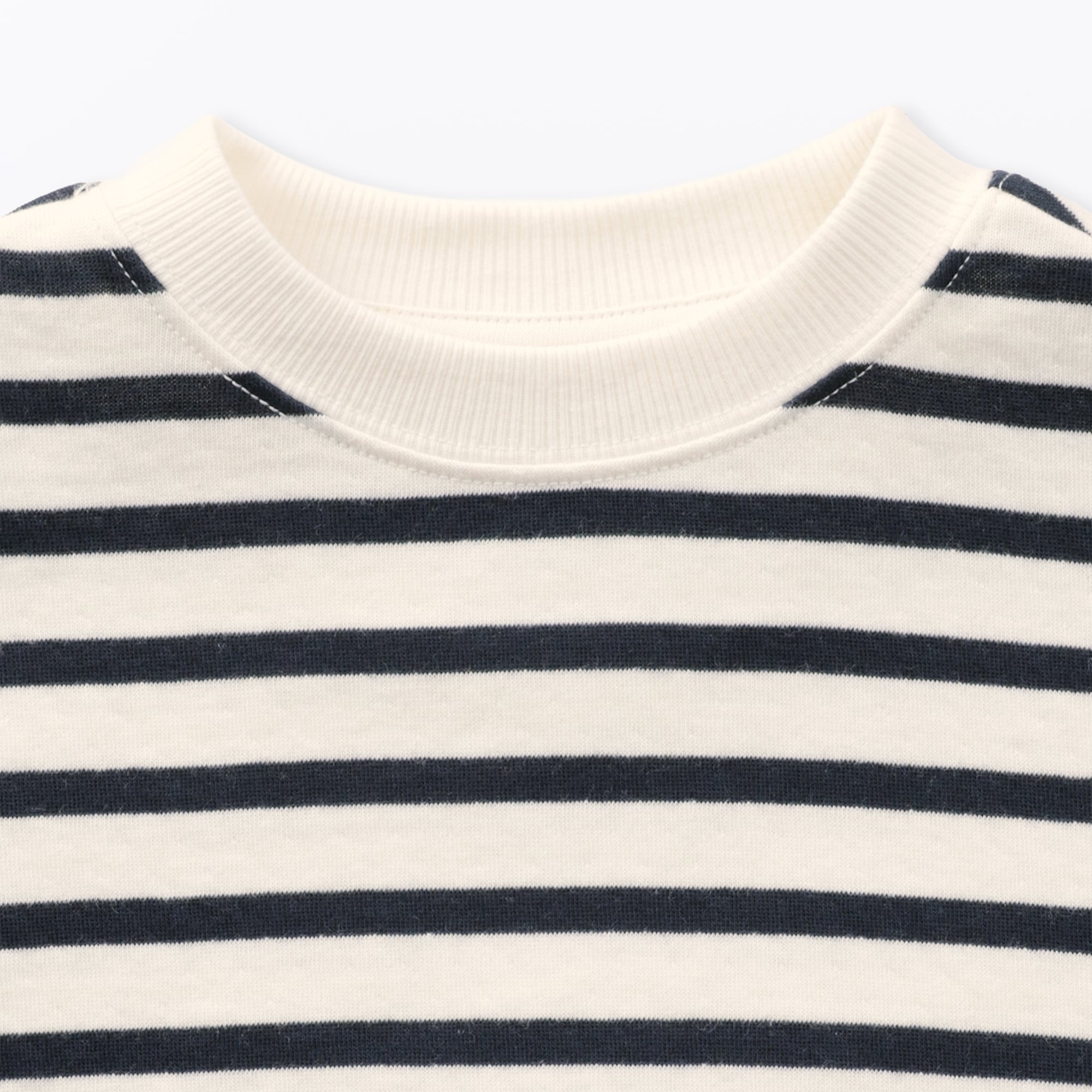 ベビー　あたまするっと　接結編みスウェットシャツ