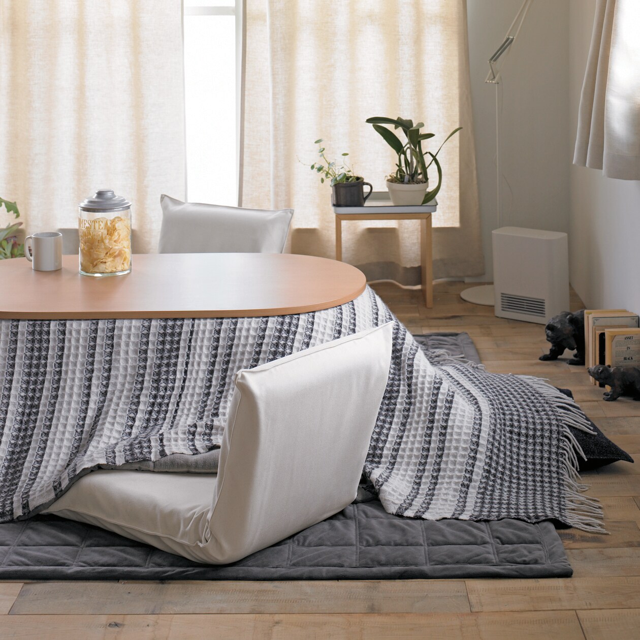 楕円こたつ・本体・タモ材・フラットヒーター／ナチュラル