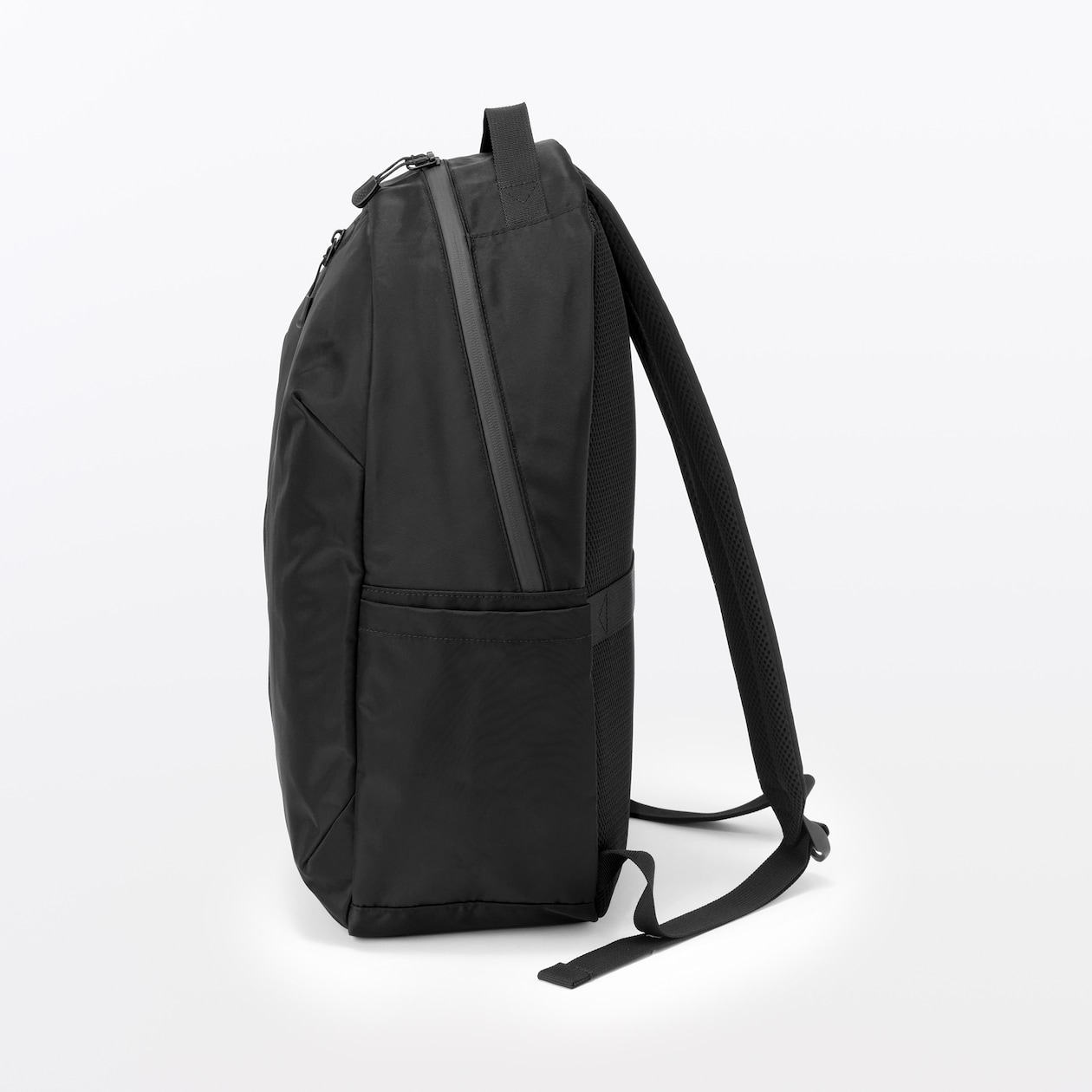 肩の負担を軽くする　撥水　ビジネス　リュックサック（丸型）