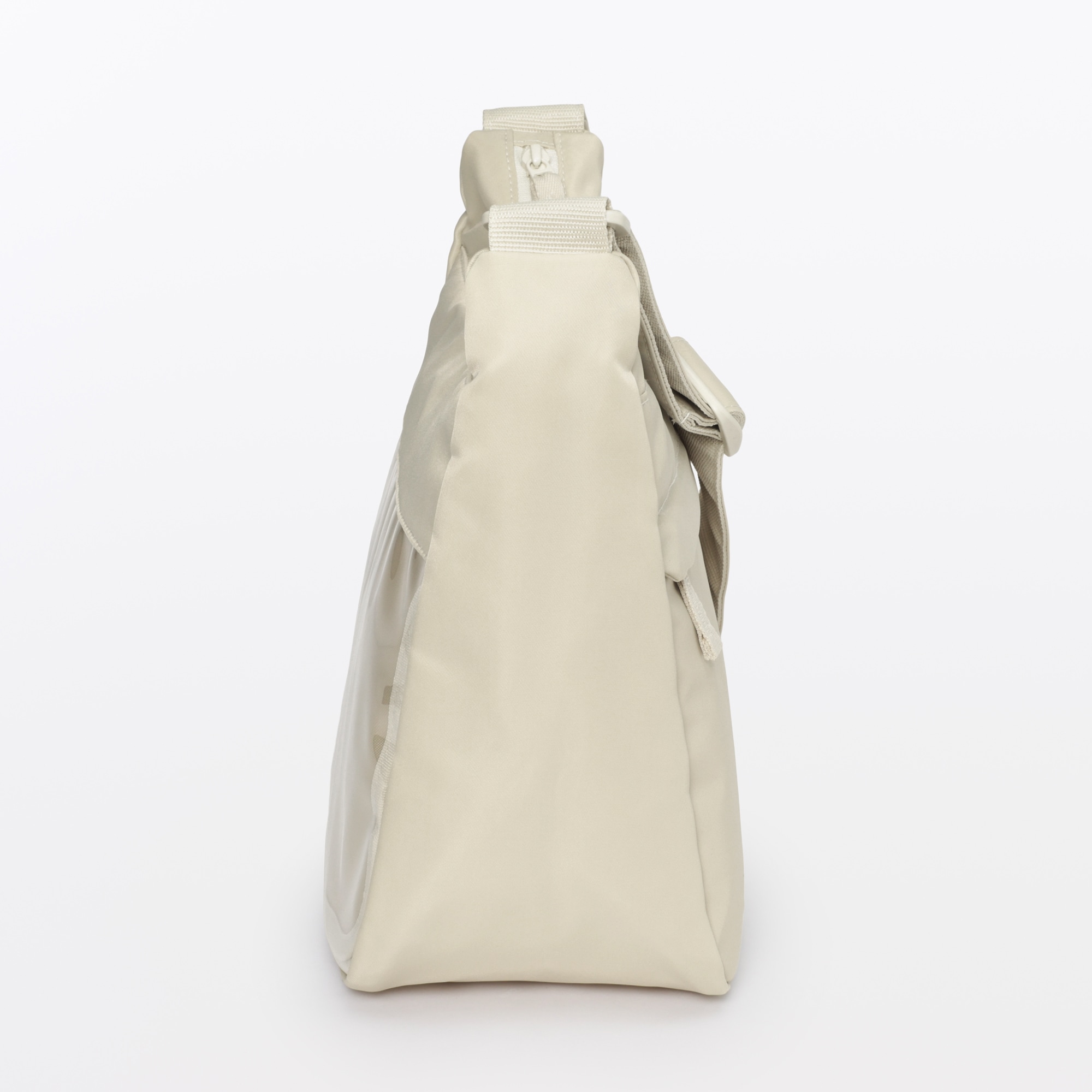 撥水　再生ナイロン　推しごと　ショルダーバッグ