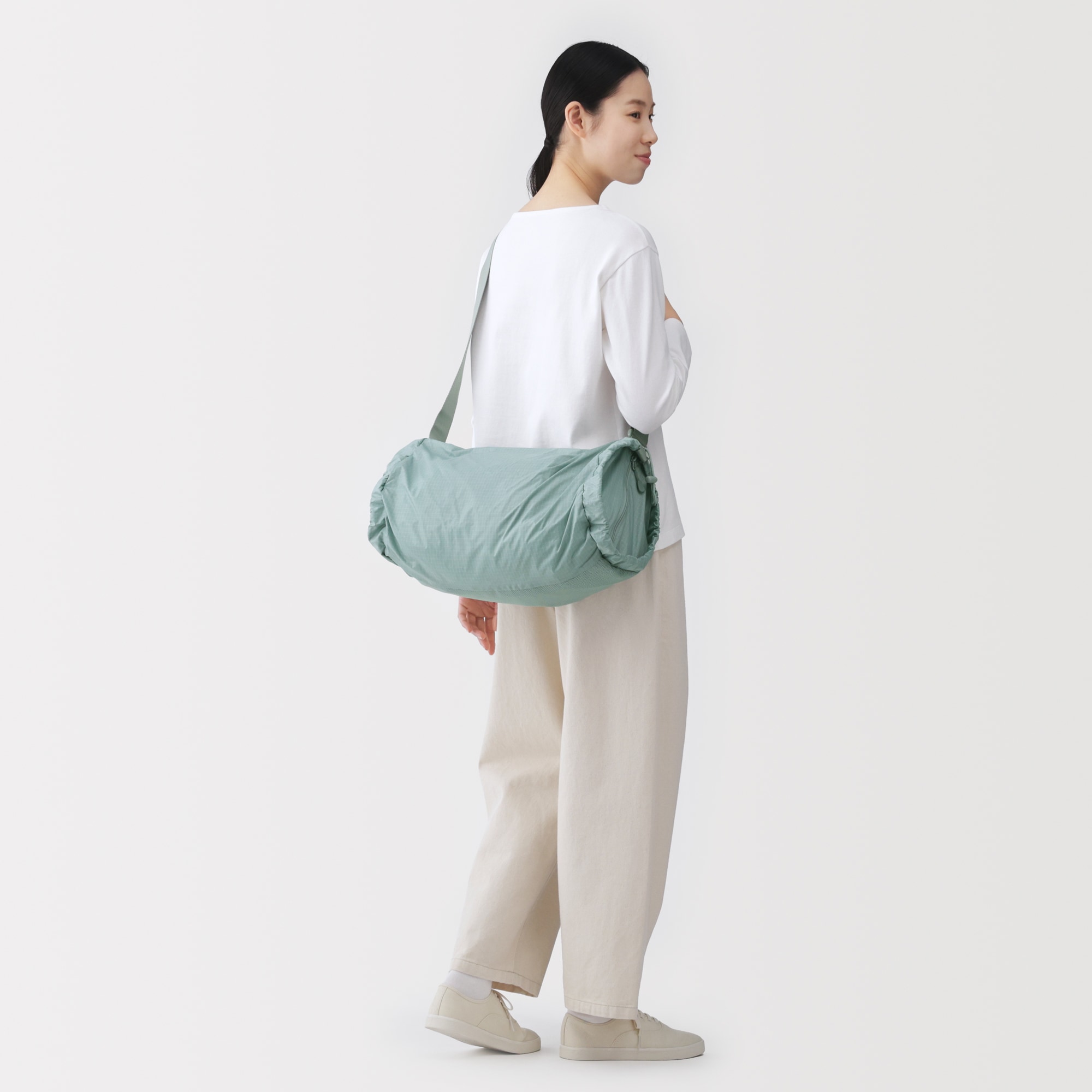 撥水　リップストップ　ショルダーバッグ