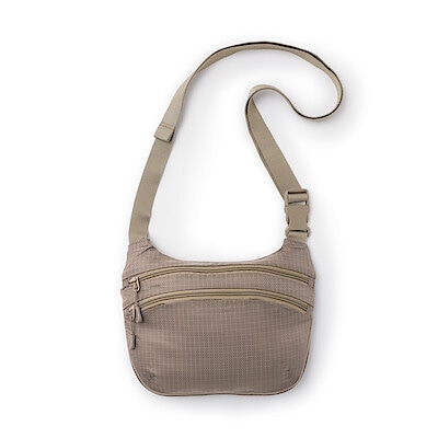 キャリーオンバッグ・ボストンバッグ・リュック・サコッシュ 通販