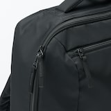 肩の負担を軽くする　撥水　ビジネス　リュックサック（薄型）