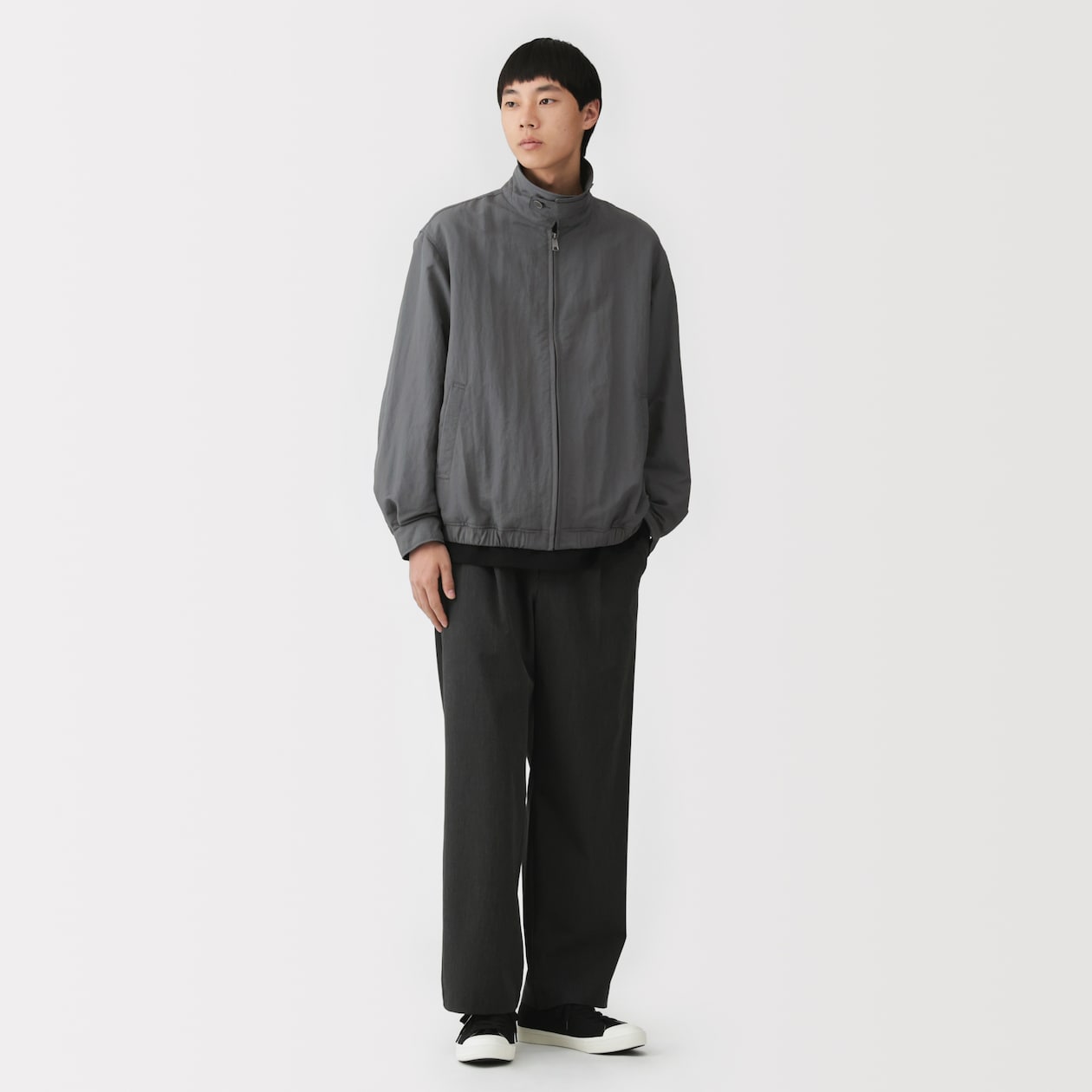 紳士　撥水ジップアップブルゾン