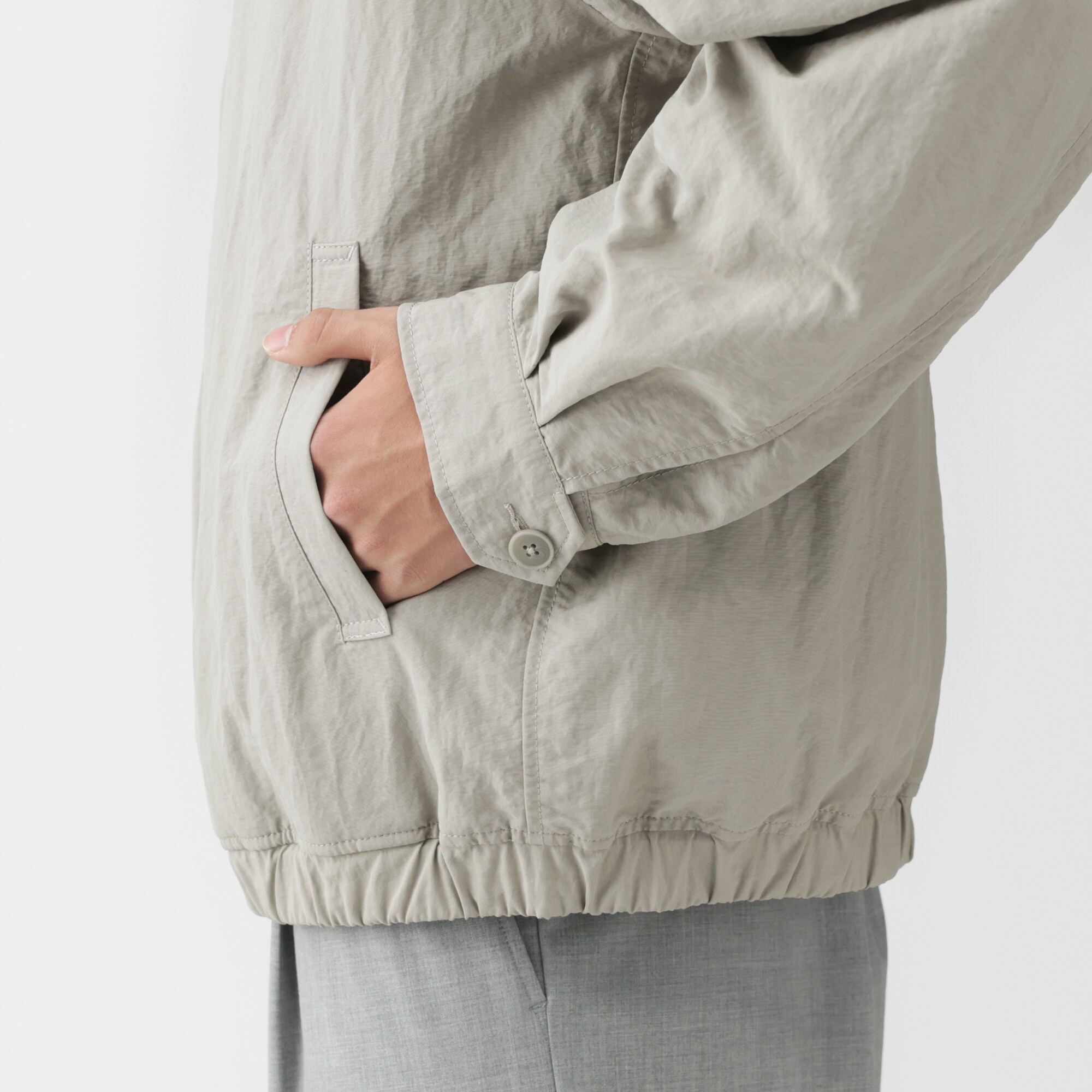 紳士　撥水ジップアップブルゾン