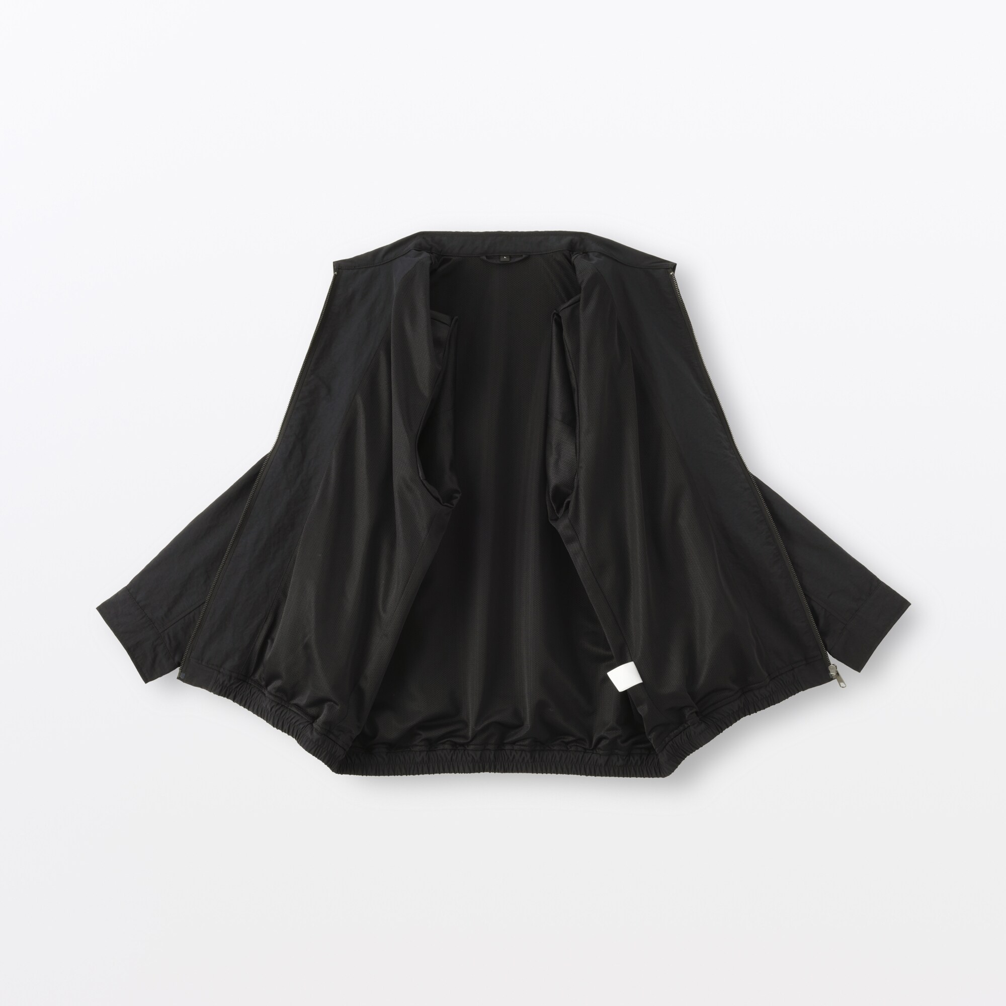 紳士　撥水ジップアップブルゾン