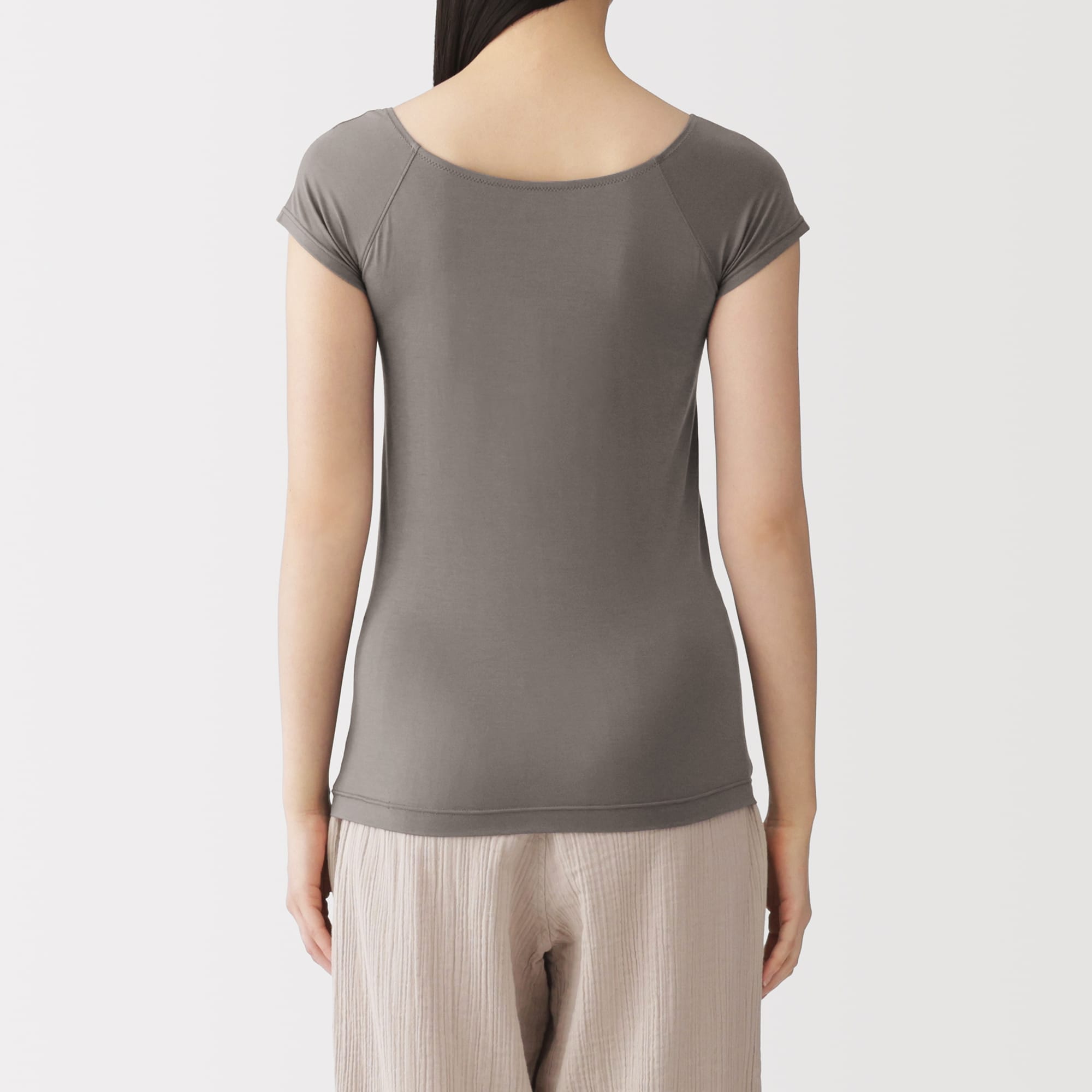 婦人　なめらかブラフレンチスリーブ