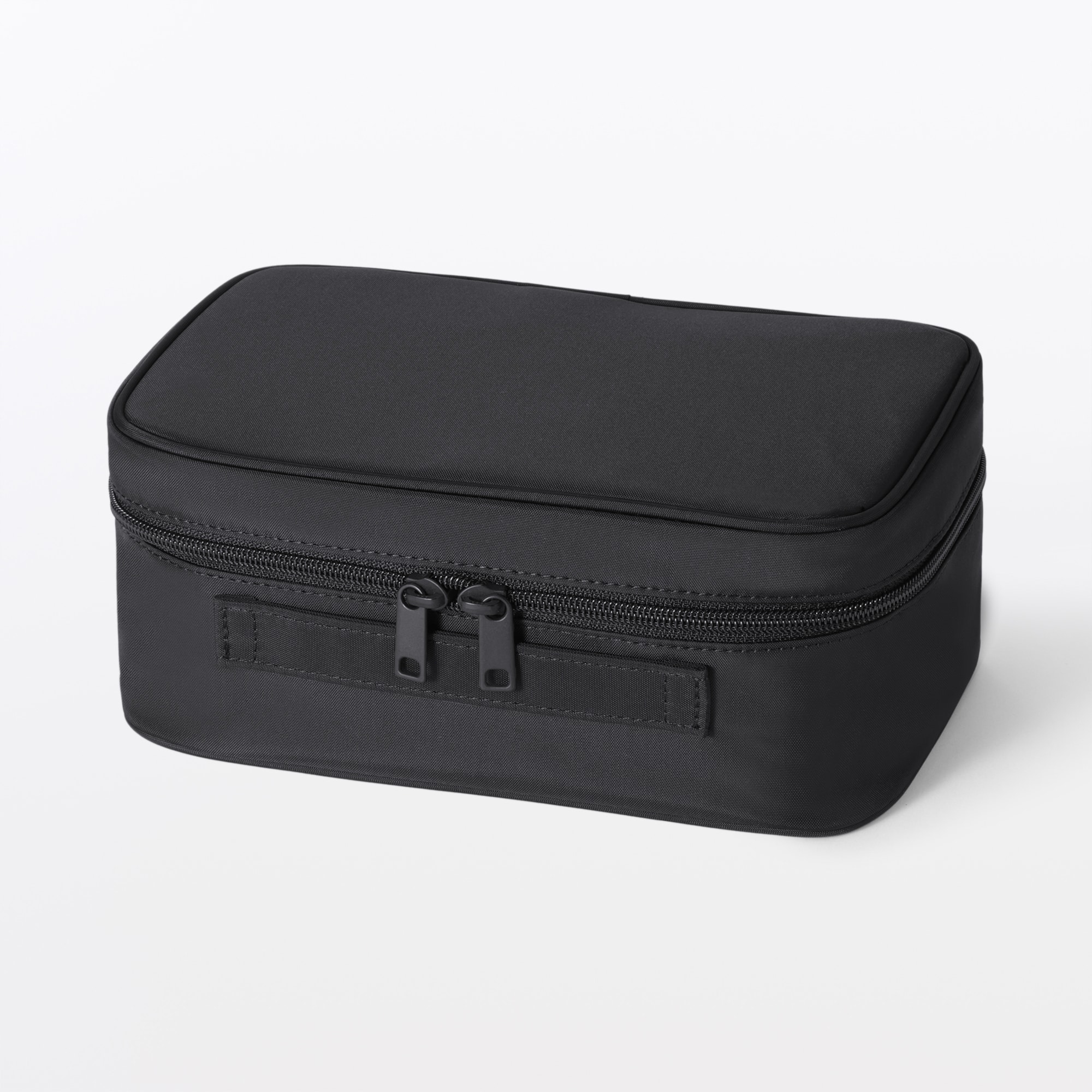 再生ナイロンメイクボックス