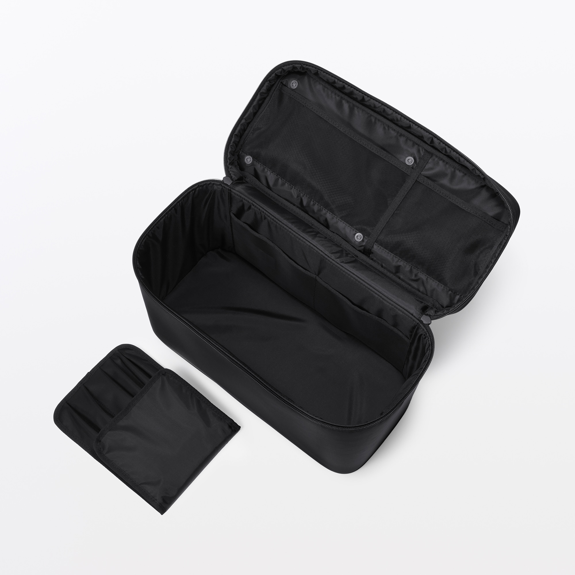 再生ナイロンメイクボックス