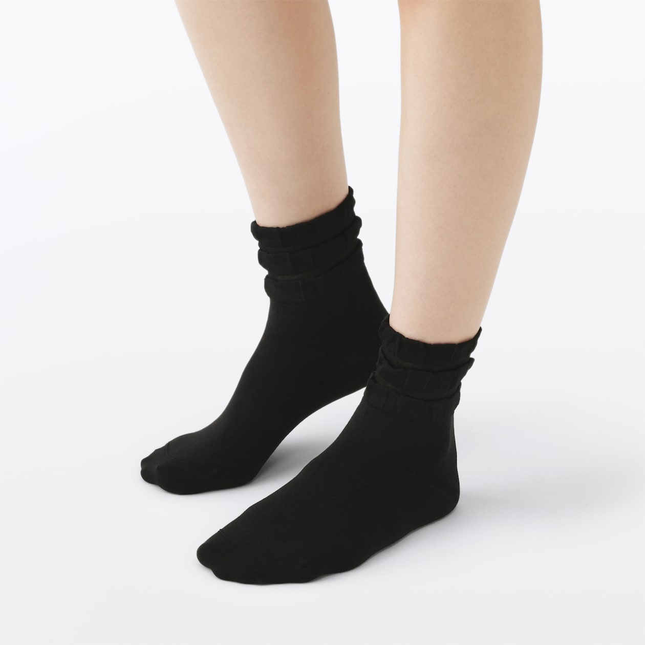 婦人　足なり直角　履き口やわらか　レーヨン混薄手フリル　ショート丈靴下