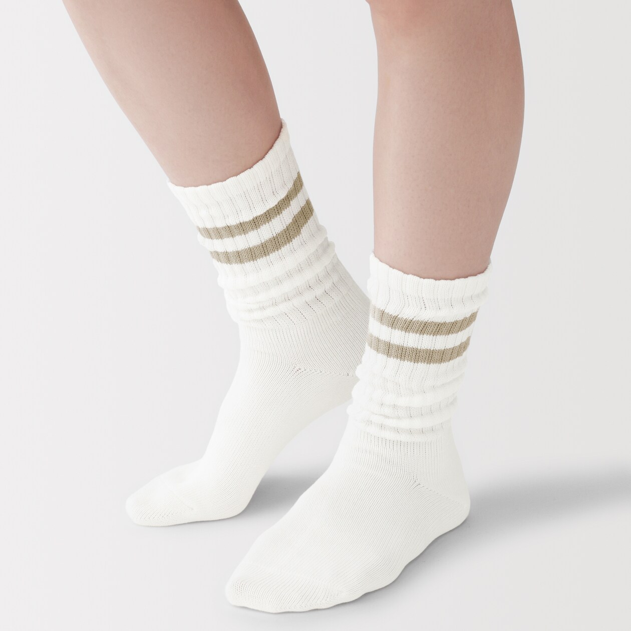 婦人　足なり直角　履き口やわらか　くしゅっと履ける　リブ編み靴下（ライン）