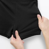 キッズ　ストレッチ天竺編み　スカートの下に履く　オーバーパンツ（一分丈レギンス）