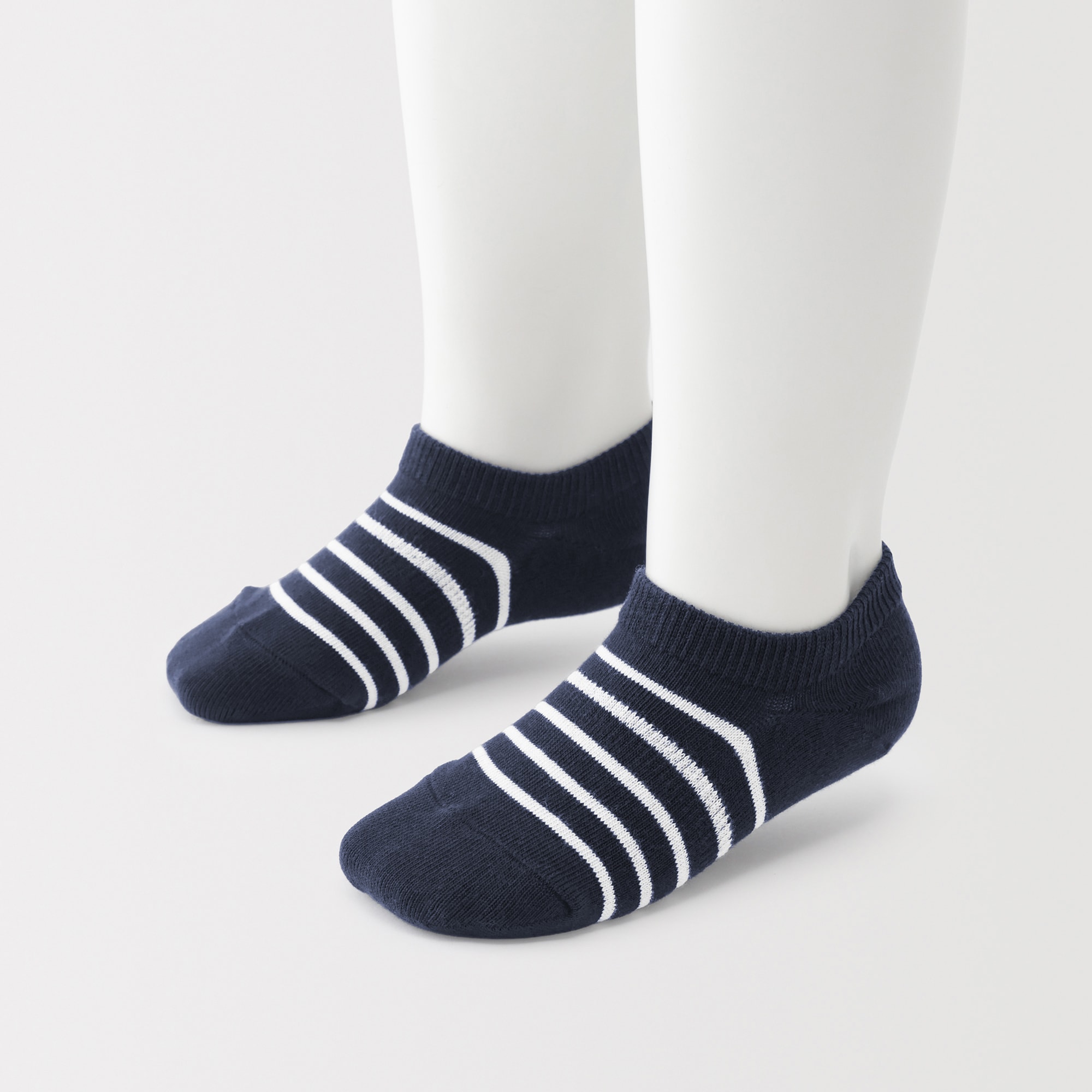 キッズ　足なり直角　スニーカーイン（柄・３足組）