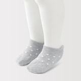 ベビー　足なり直角　スニーカーイン（柄・３足組）