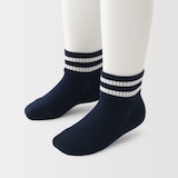 キッズ　足なり直角　ショート丈靴下（柄・３足組）