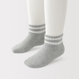 キッズ　足なり直角　ショート丈靴下（柄・３足組）