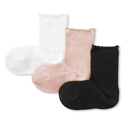 【ネットストア先行販売】キッズ　足なり直角　メロウ靴下（３足組）