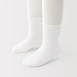 キッズ　足なり直角　メロウ靴下（３足組）