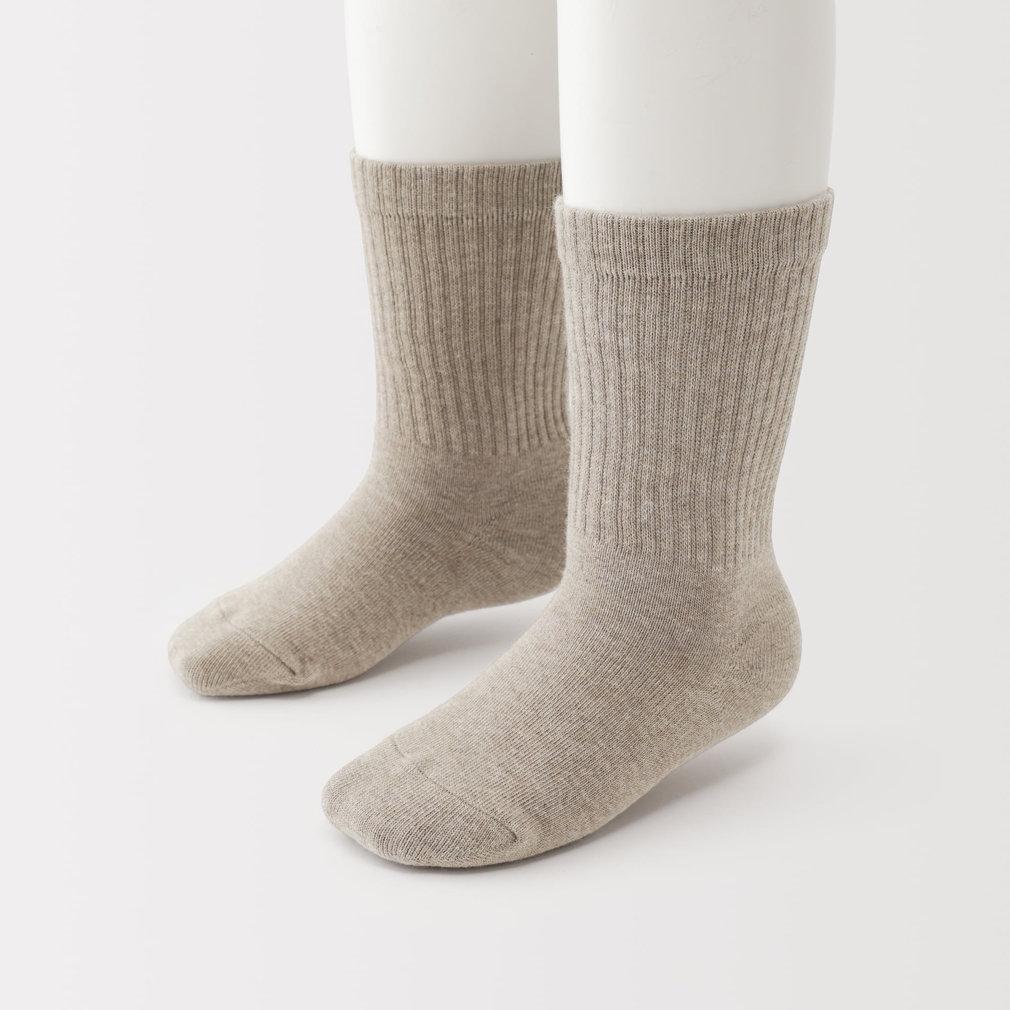 キッズ　足なり直角　リブ靴下（３足組）