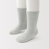 キッズ　足なり直角　リブ靴下（３足組）
