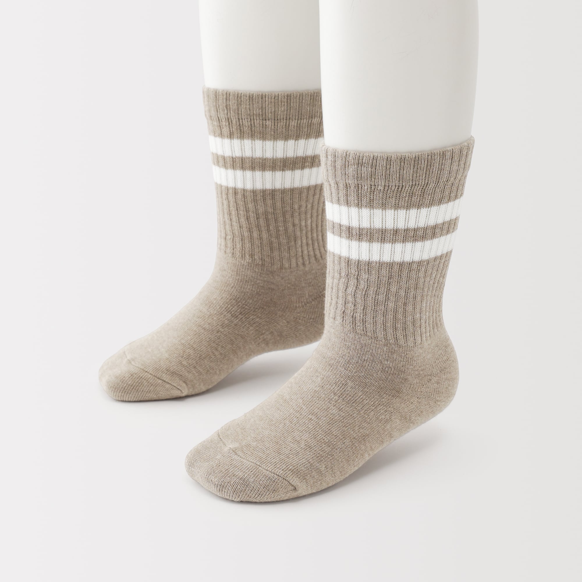 キッズ　足なり直角　リブ靴下（ライン・３足組）