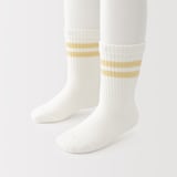 キッズ　足なり直角　リブ靴下（ライン・３足組）