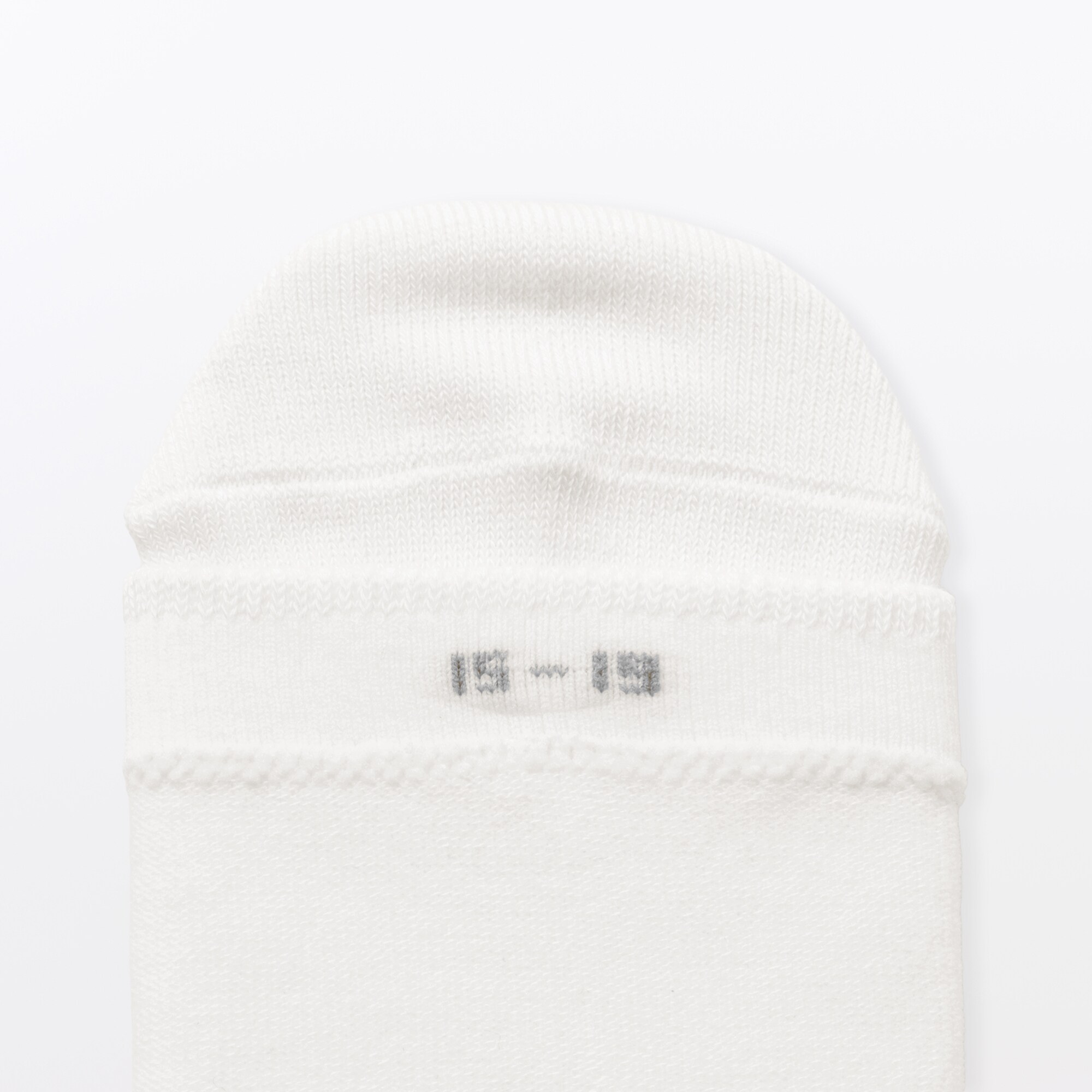 キッズ　足なり直角　ハイソックス（３足組）