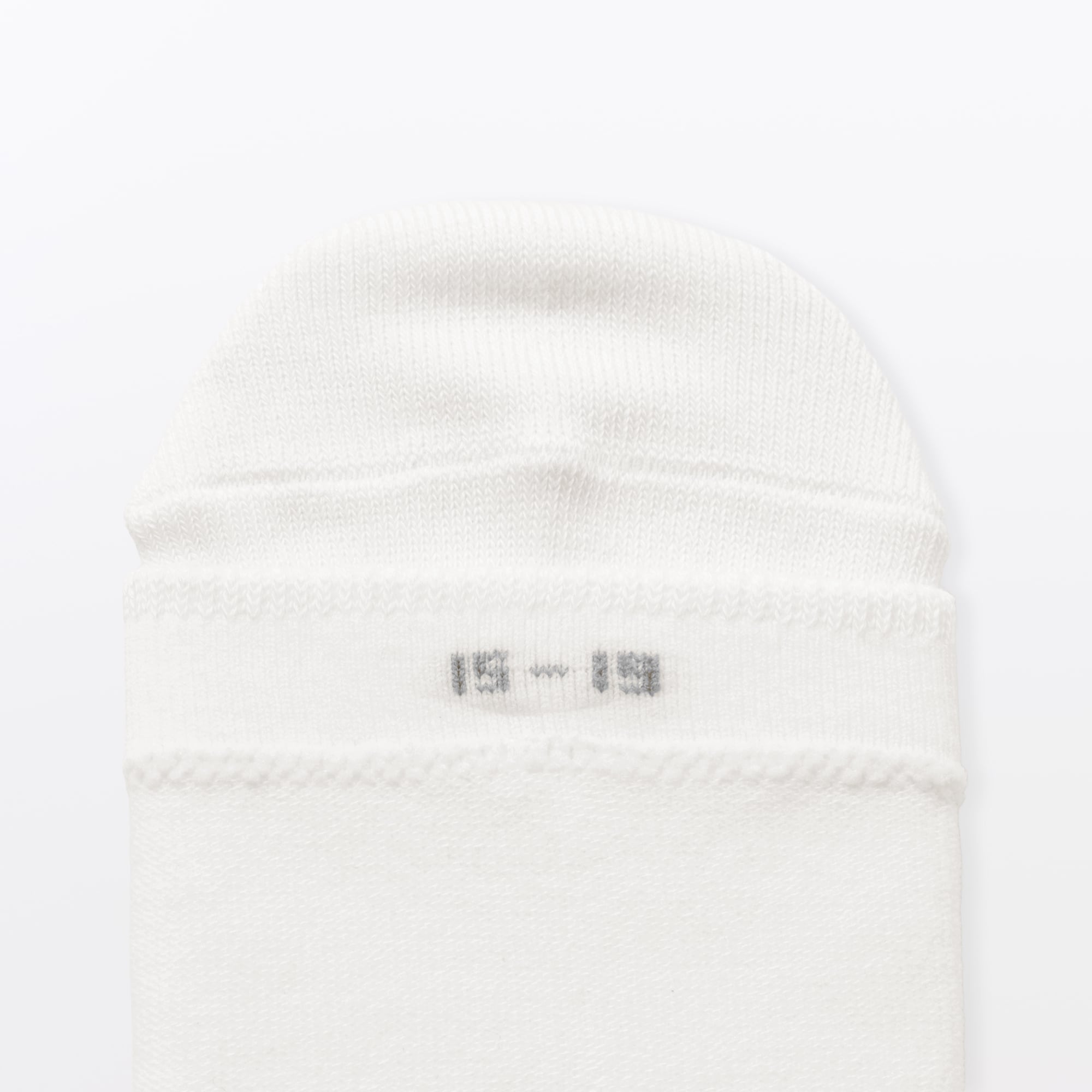 キッズ　足なり直角　ハイソックス（３足組）