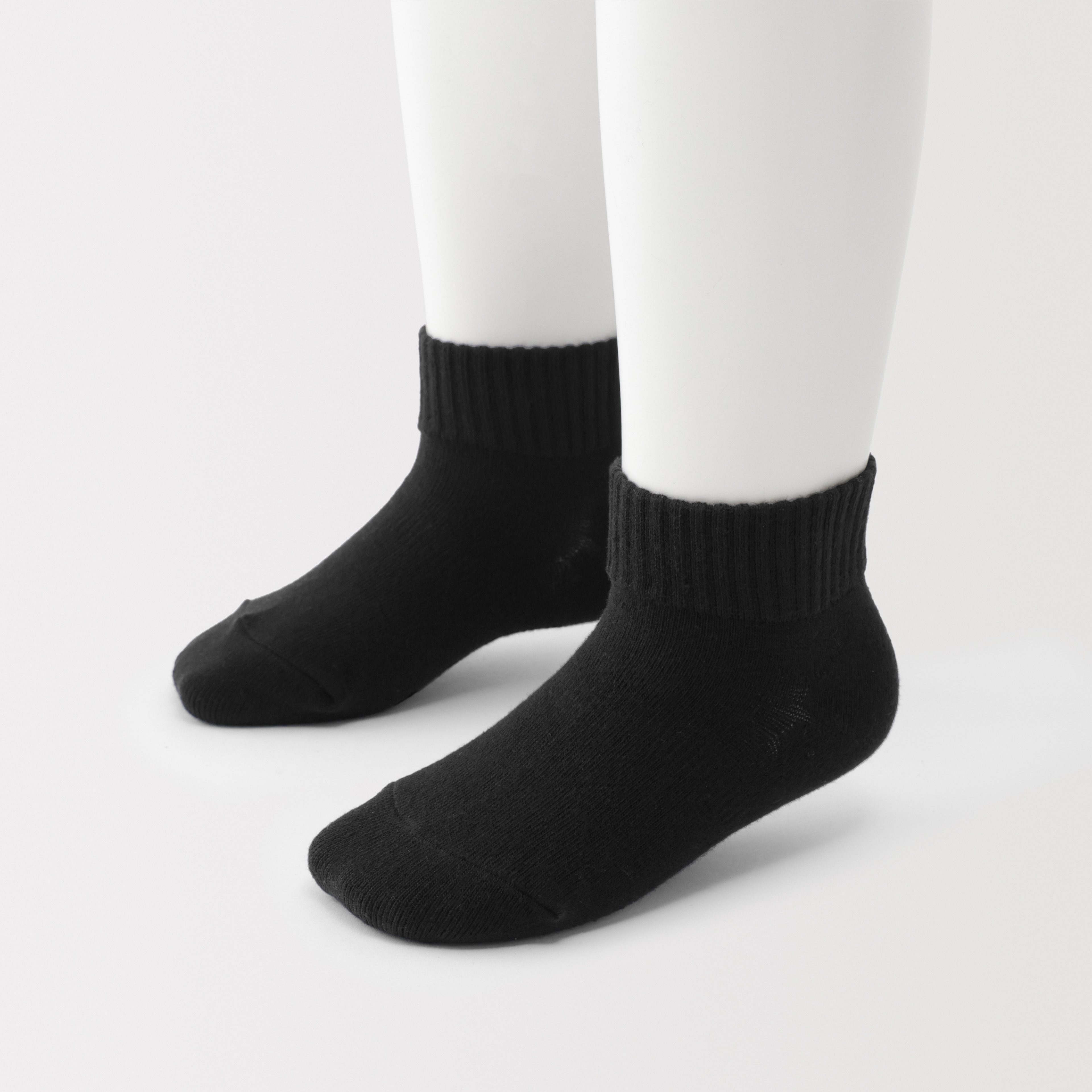 キッズ　足なり直角　ショート丈靴下（５足組）