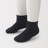 キッズ　足なり直角　さらっと綿　ショート丈靴下（３足組）