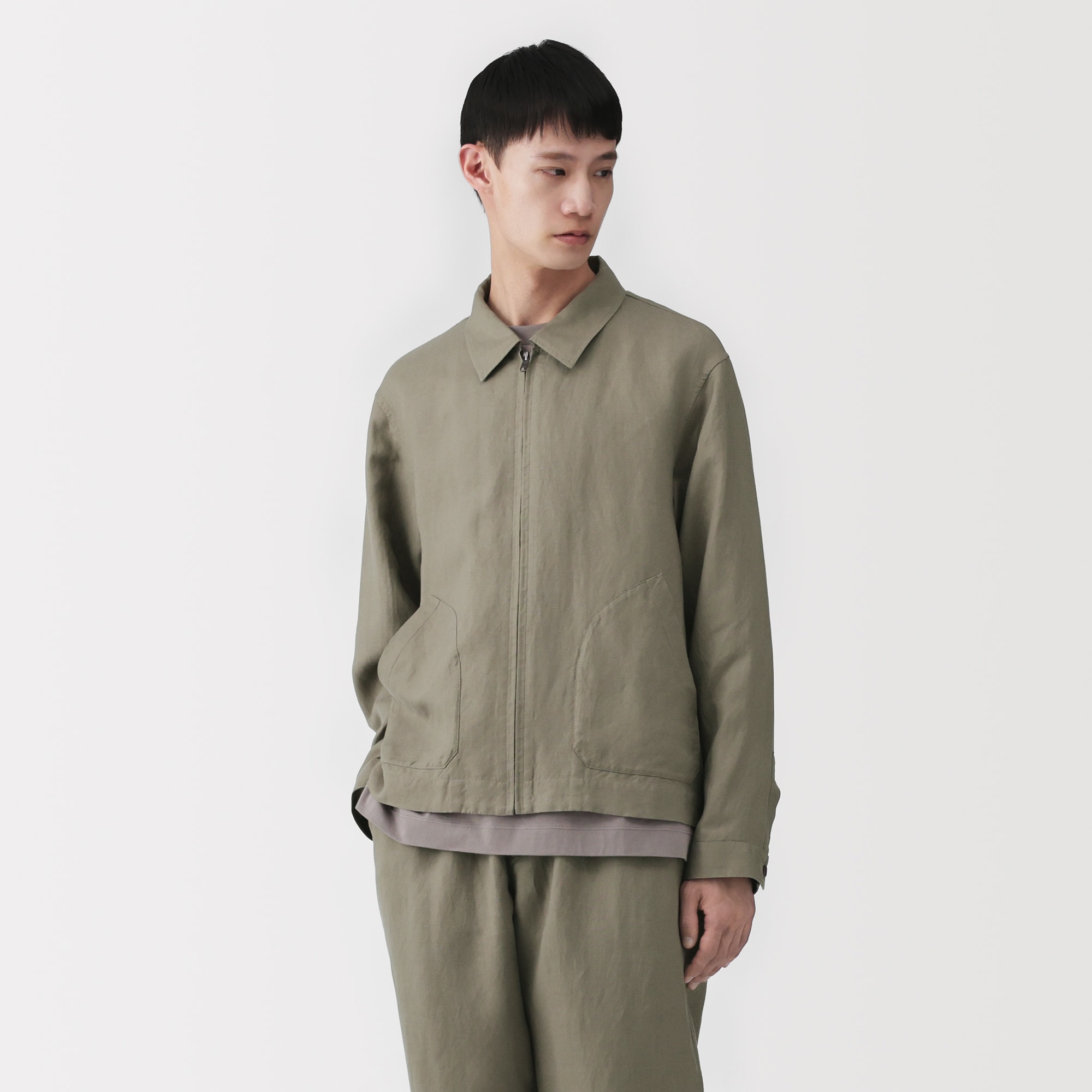 MUJI Labo 紳士 リネンリヨセル ジップアップワークシャツ 黒 紳士 リネンリヨセル ジップアップワークシャツ | 無印良品