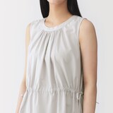 婦人　和紙混高密度ポプリン　ノースリーブギャザーワンピース