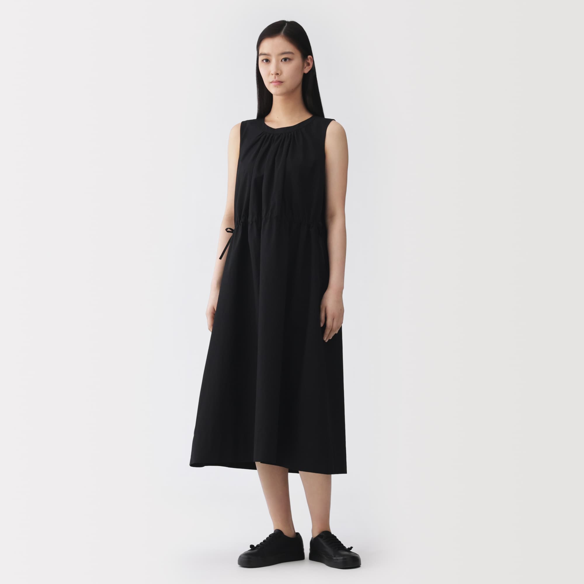 婦人 和紙混高密度ポプリン ノースリーブギャザーワンピース | 無印良品