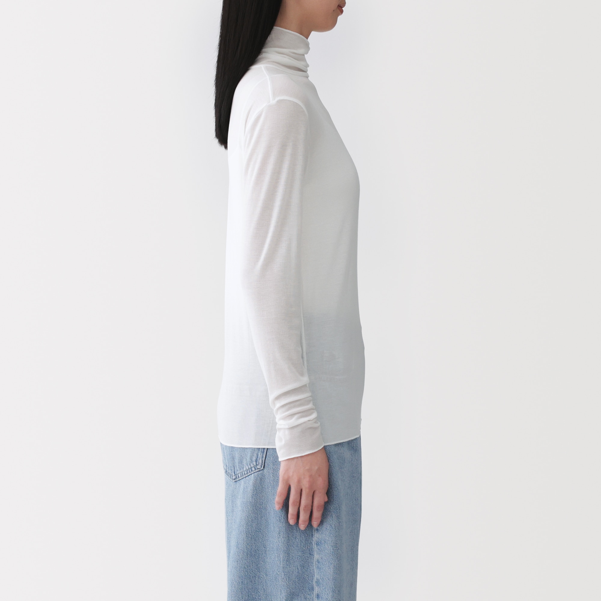 婦人　なめらかシアータートルネック長袖Ｔシャツ