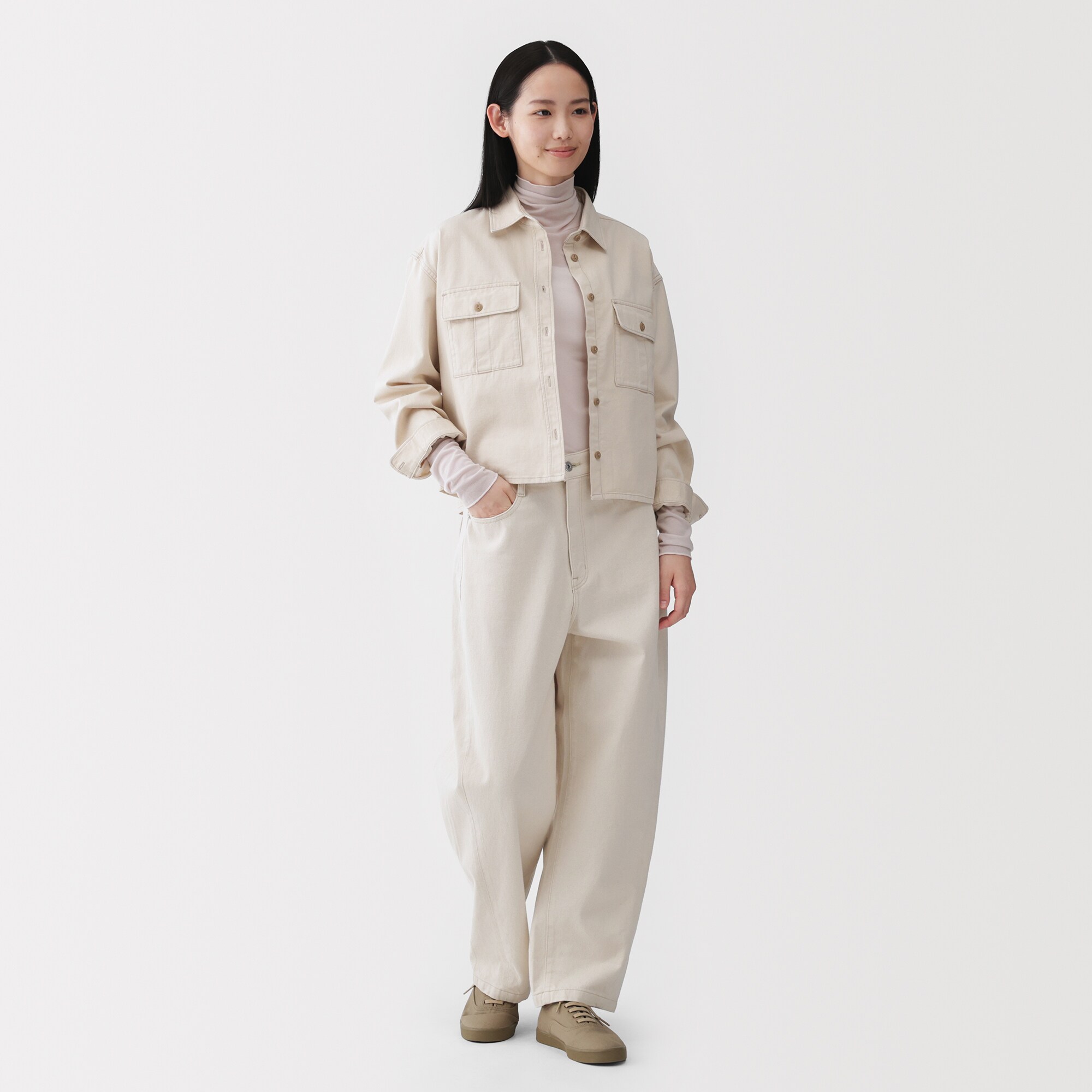 婦人　なめらかシアータートルネック長袖Ｔシャツ