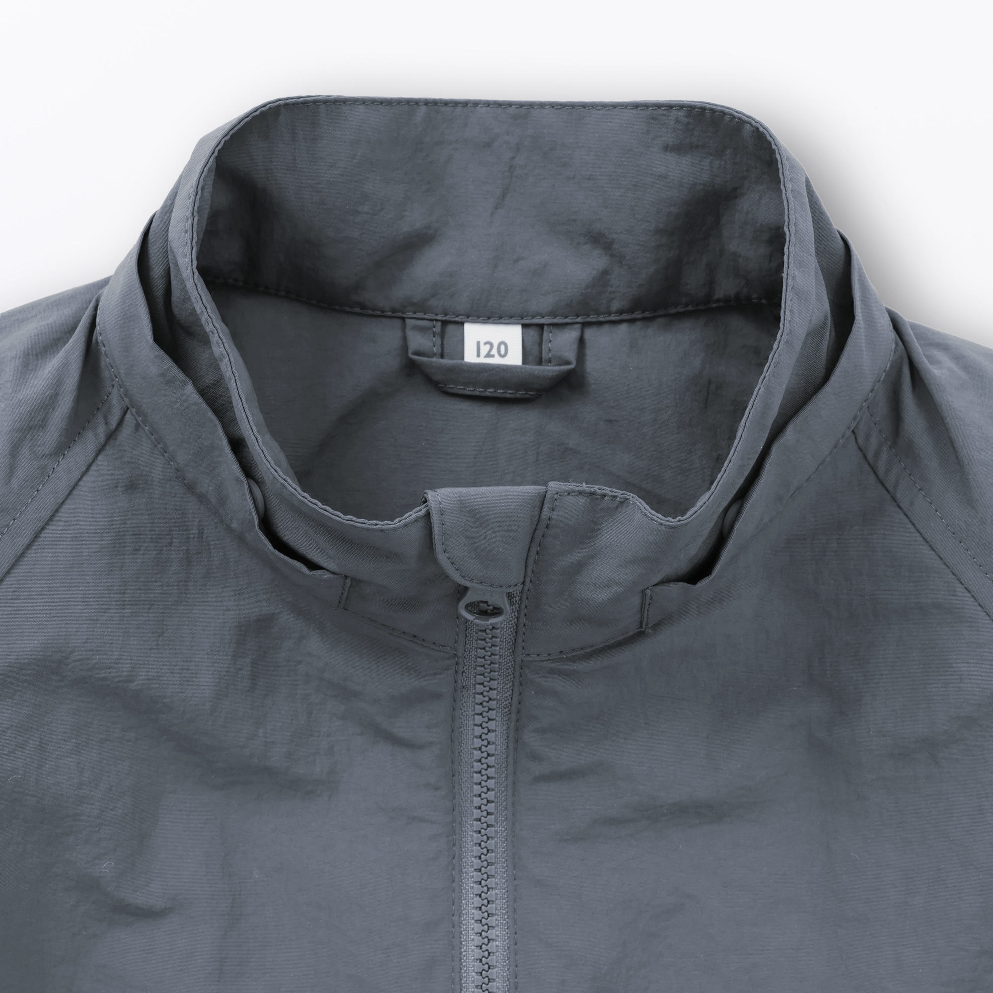 キッズ　撥水ナイロンＵＶカットフード付きジャケット