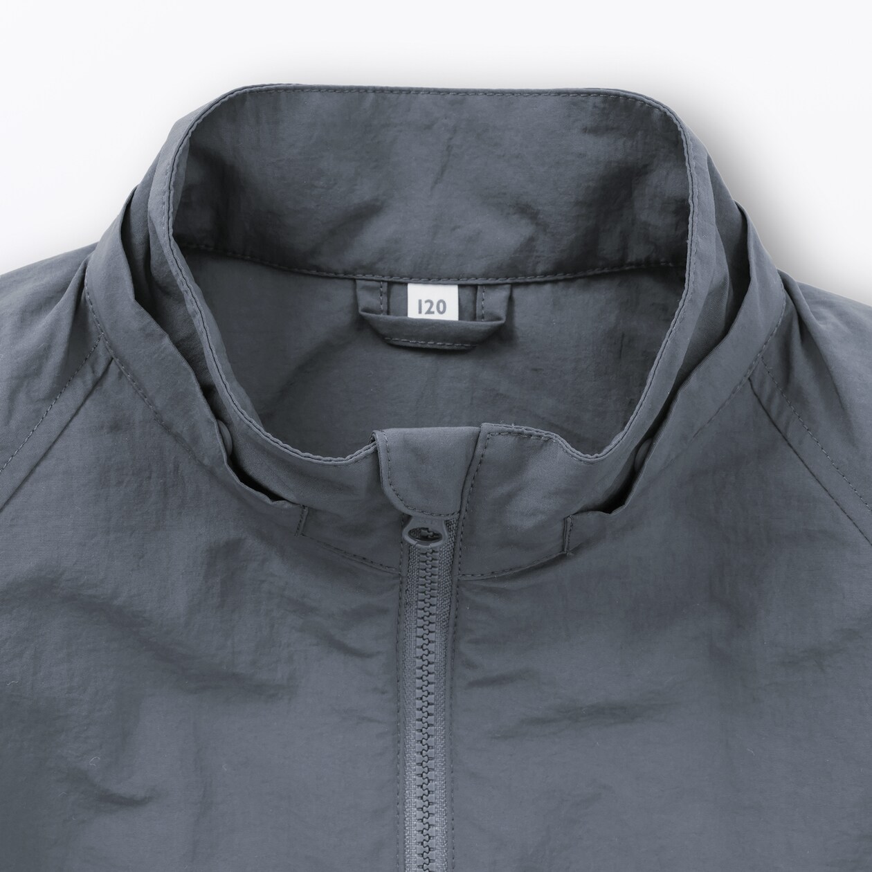 キッズ　撥水ナイロンＵＶカットフード付きジャケット